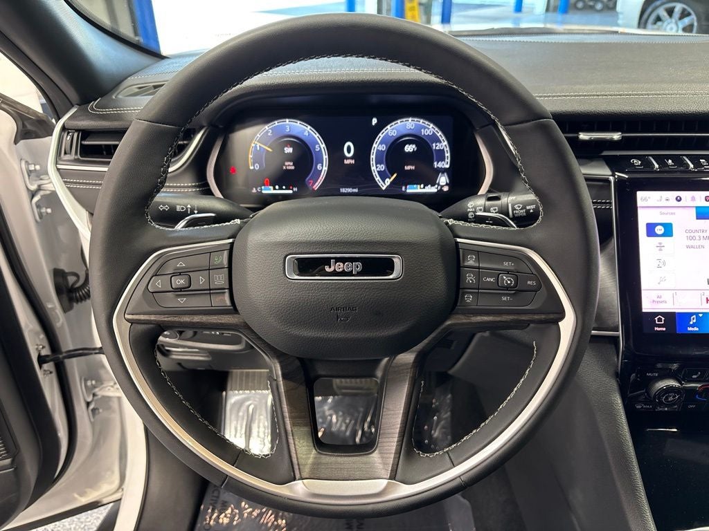 2025 Jeep Grand Cherokee Limited 4x4