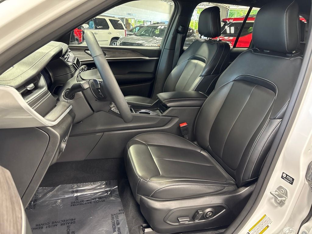 2025 Jeep Grand Cherokee Limited 4x4