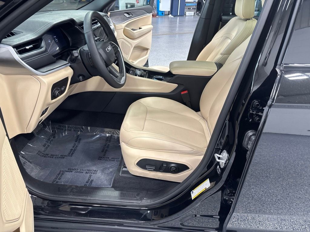 2025 Jeep Grand Cherokee Limited 4x4