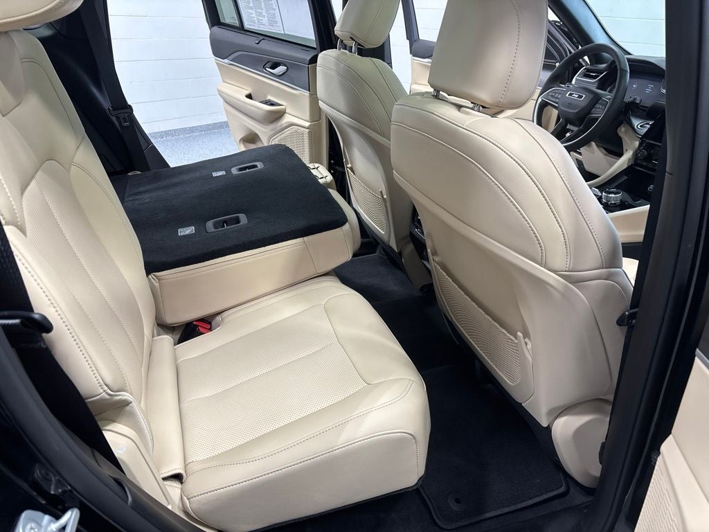 2025 Jeep Grand Cherokee Limited 4x4