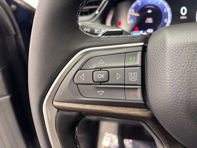 2027 Jeep Grand Cherokee GRAND CHEROKEE LIMITED 4X4