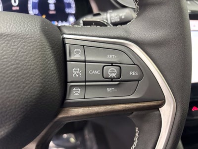 2027 Jeep Grand Cherokee GRAND CHEROKEE LIMITED 4X4