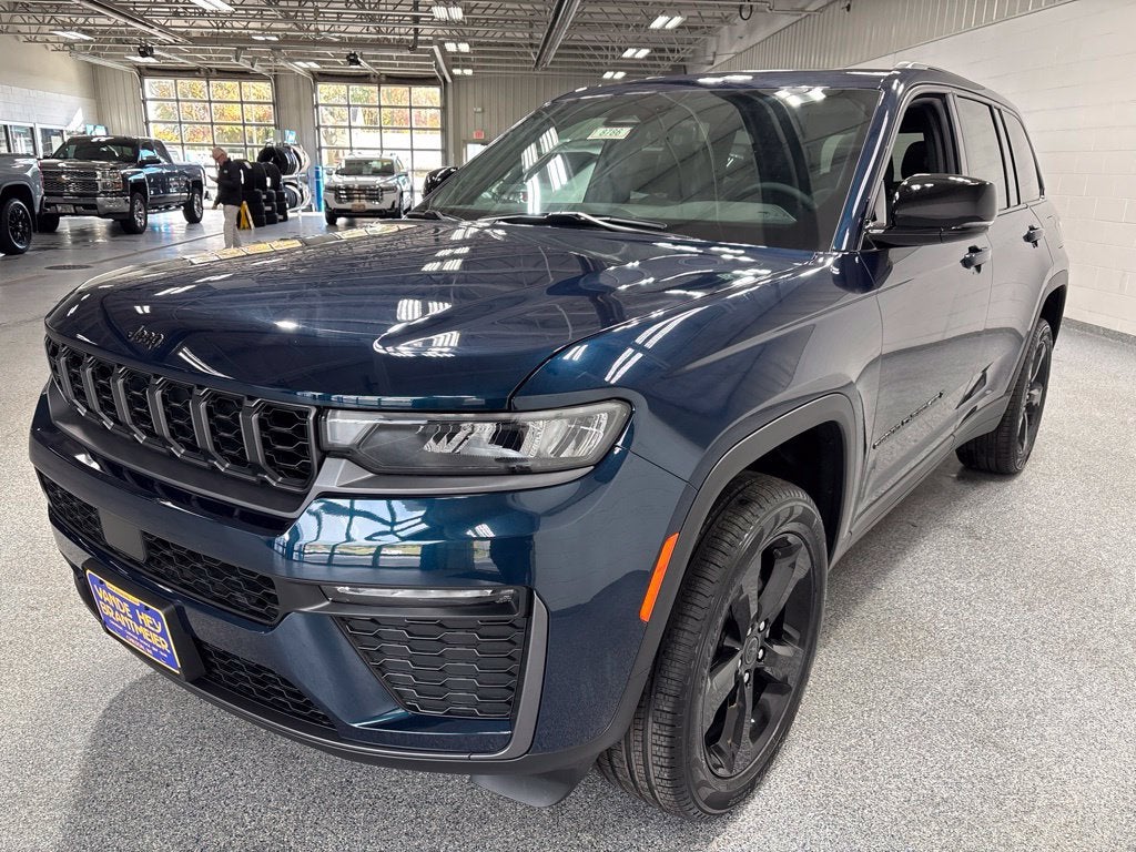 2027 Jeep Grand Cherokee GRAND CHEROKEE LIMITED 4X4