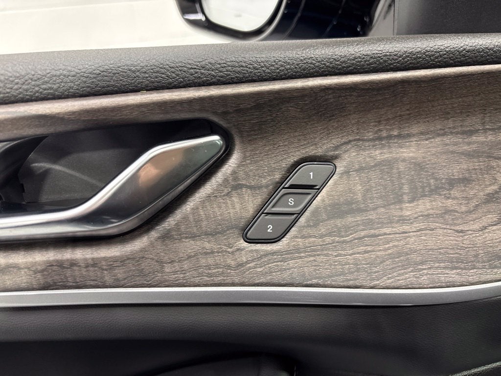 2027 Jeep Grand Cherokee GRAND CHEROKEE LIMITED 4X4