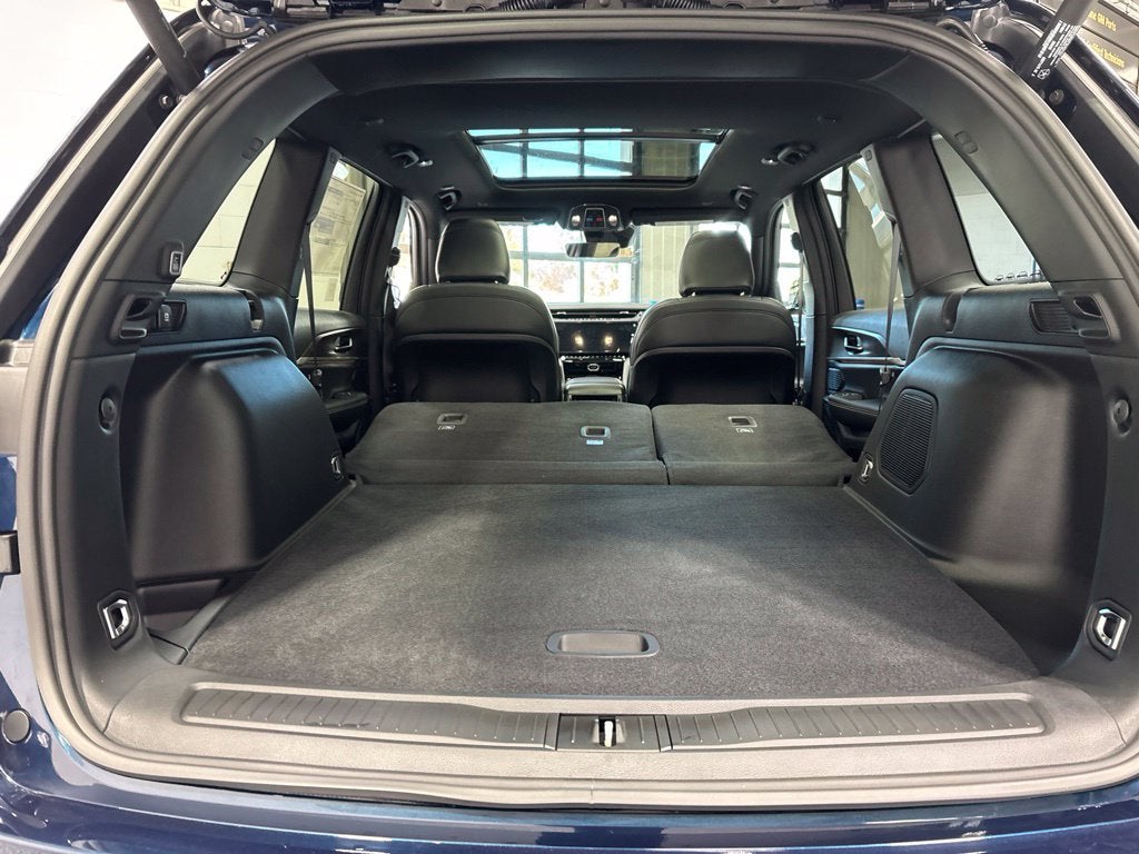 2027 Jeep Grand Cherokee GRAND CHEROKEE LIMITED 4X4