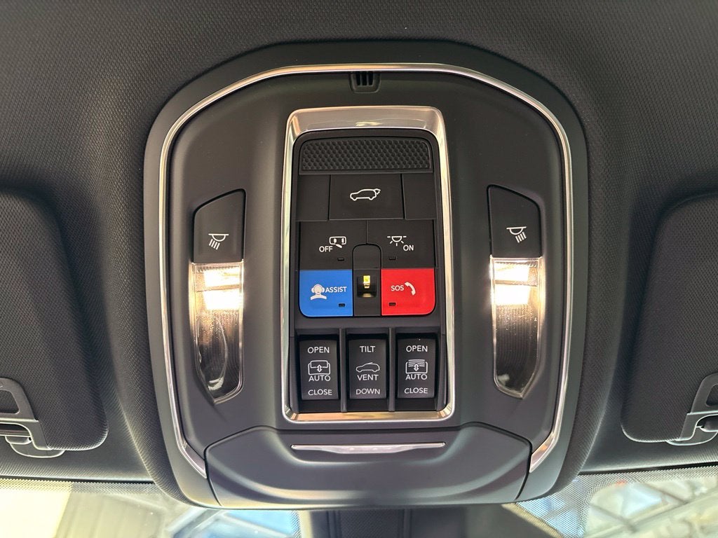 2027 Jeep Grand Cherokee GRAND CHEROKEE LIMITED 4X4