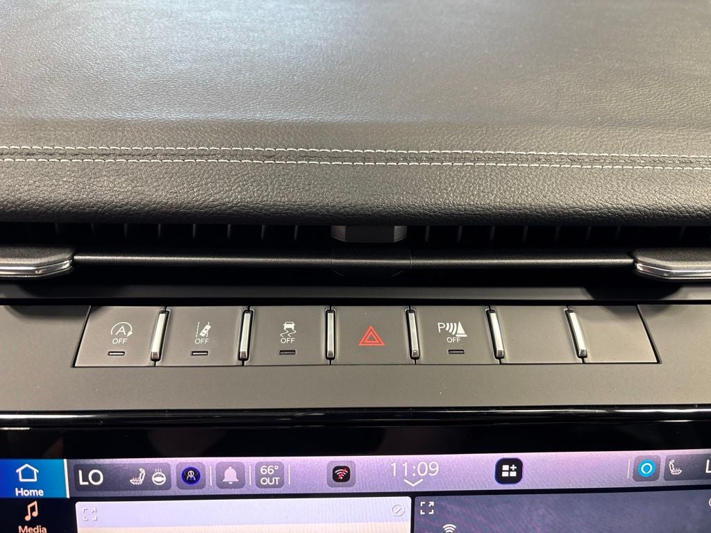 2027 Jeep Grand Cherokee GRAND CHEROKEE LIMITED 4X4