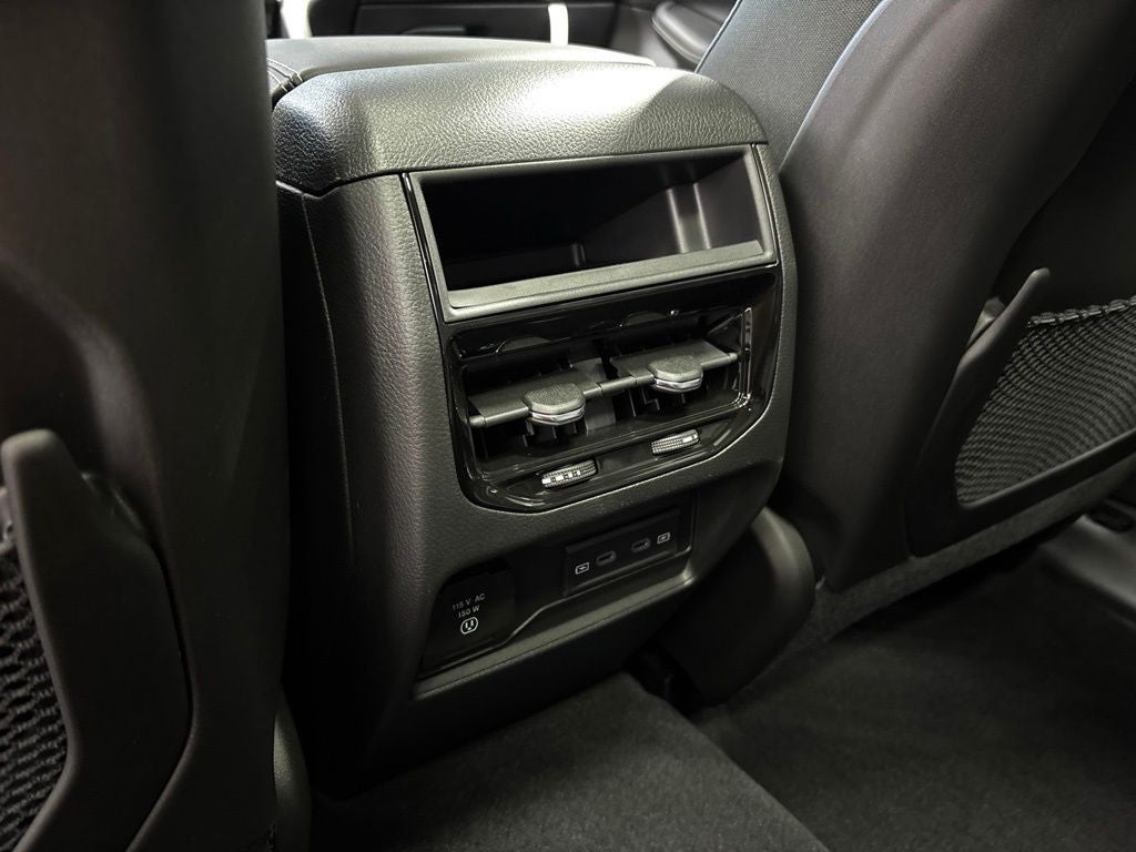 2027 Jeep Grand Cherokee GRAND CHEROKEE LIMITED 4X4