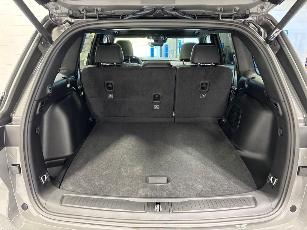 2027 Jeep Grand Cherokee GRAND CHEROKEE LIMITED 4X4