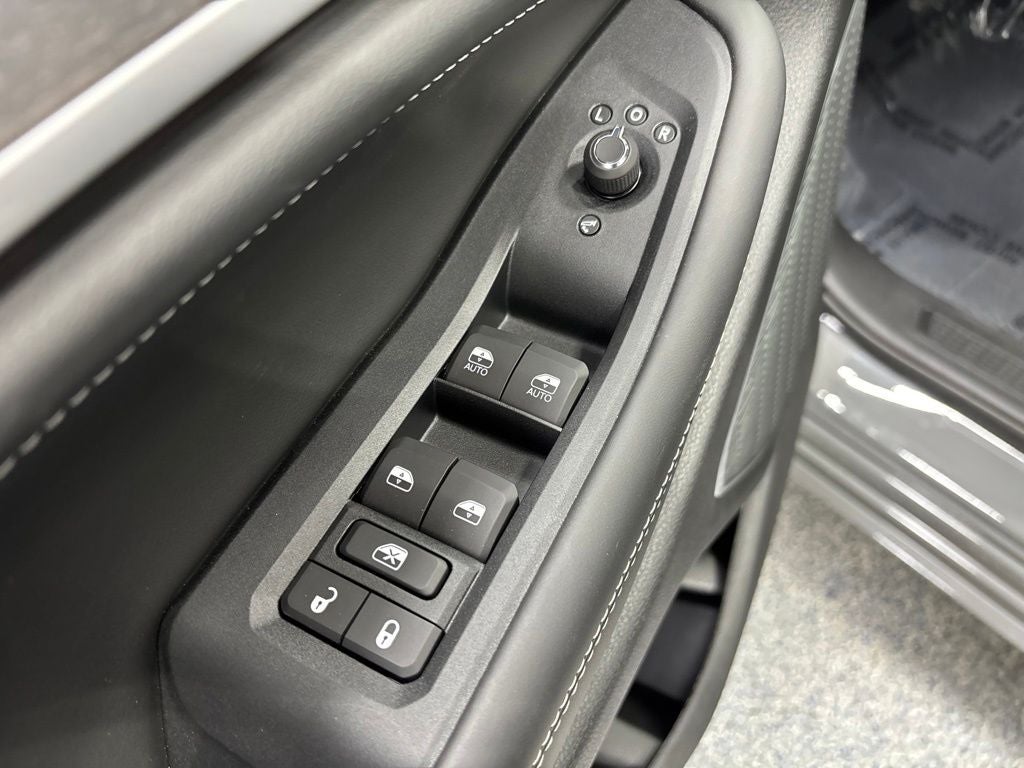 2027 Jeep Grand Cherokee GRAND CHEROKEE LIMITED RESERVE 4X4