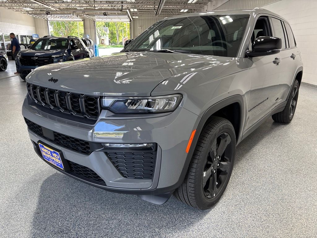 2027 Jeep Grand Cherokee GRAND CHEROKEE LIMITED 4X4