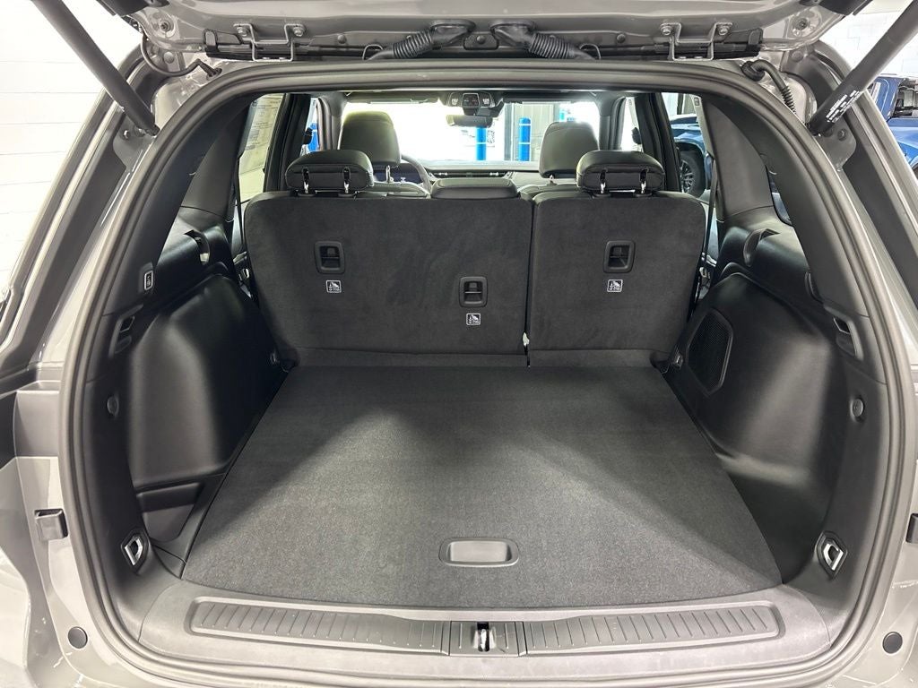 2027 Jeep Grand Cherokee GRAND CHEROKEE LIMITED 4X4