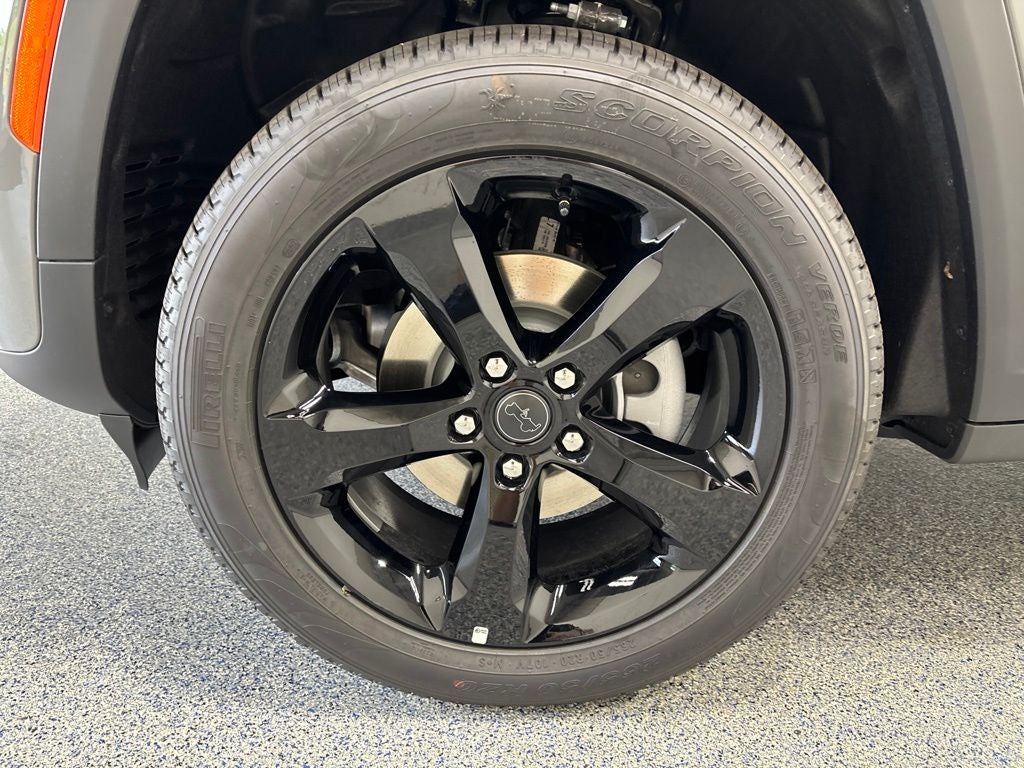 2027 Jeep Grand Cherokee GRAND CHEROKEE LIMITED 4X4