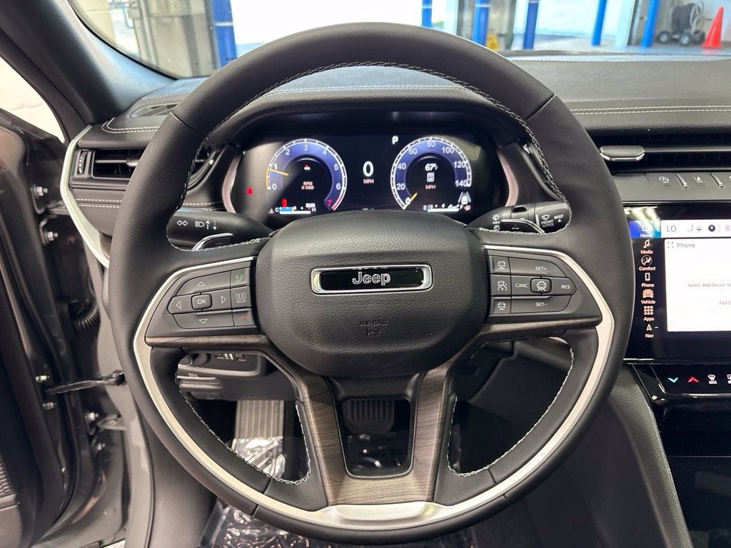 2027 Jeep Grand Cherokee GRAND CHEROKEE LIMITED 4X4