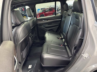 2027 Jeep Grand Cherokee GRAND CHEROKEE LIMITED 4X4