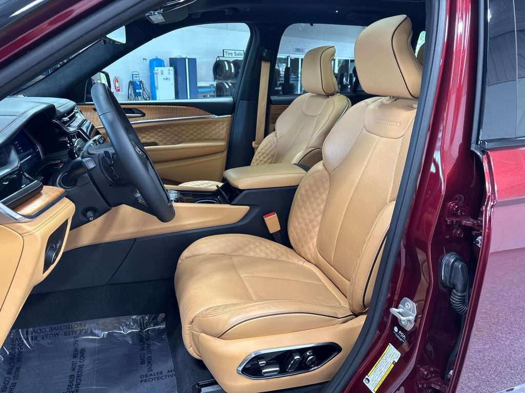 2025 Jeep Grand Cherokee Summit Reserve 4x4