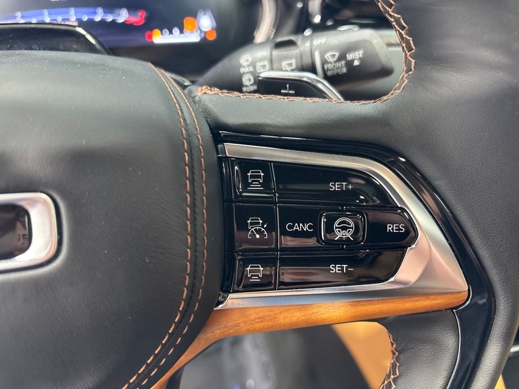 2025 Jeep Grand Cherokee Summit Reserve 4x4
