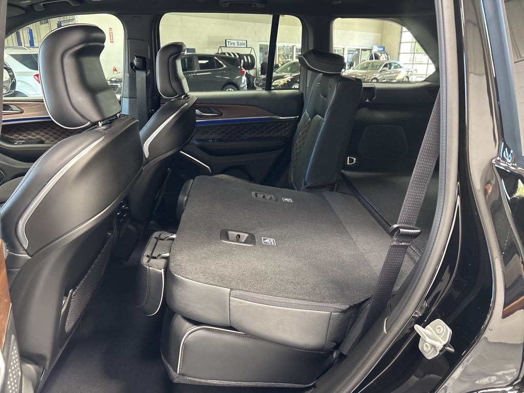 2025 Jeep Grand Cherokee GRAND CHEROKEE SUMMIT 4X4