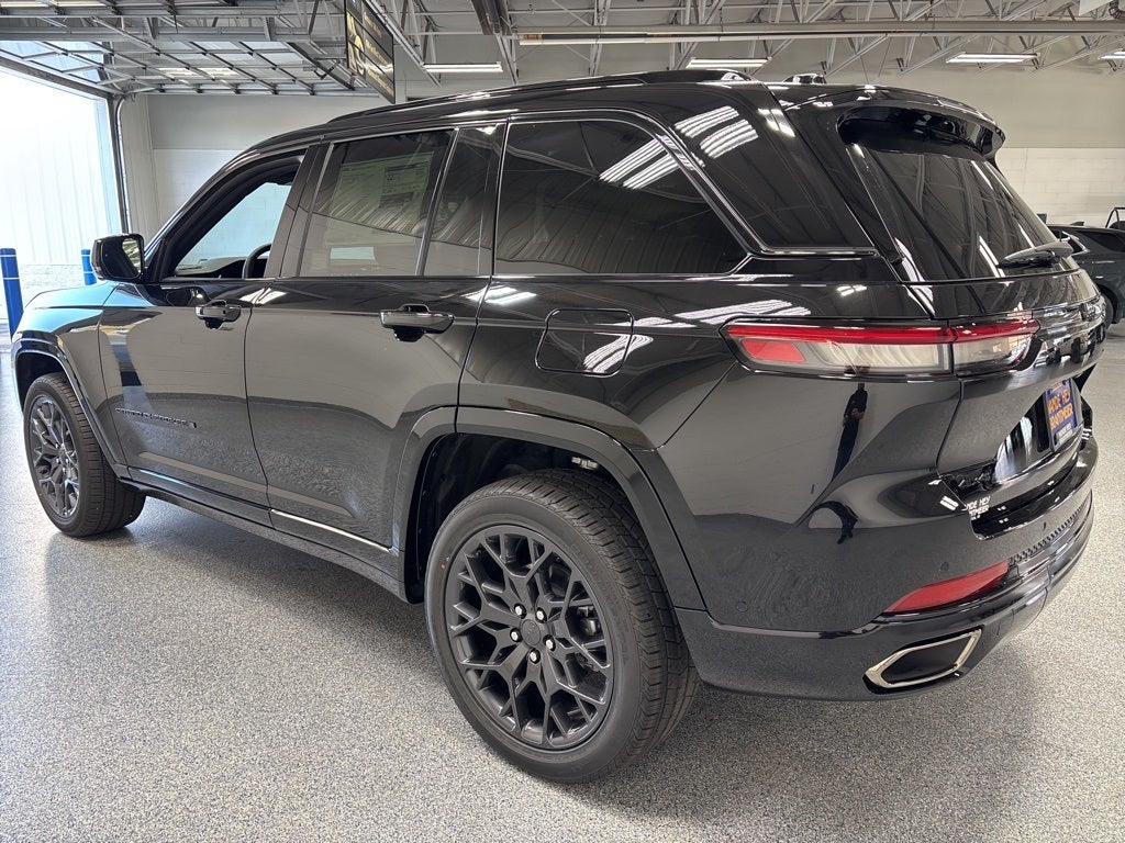 2025 Jeep Grand Cherokee GRAND CHEROKEE SUMMIT 4X4