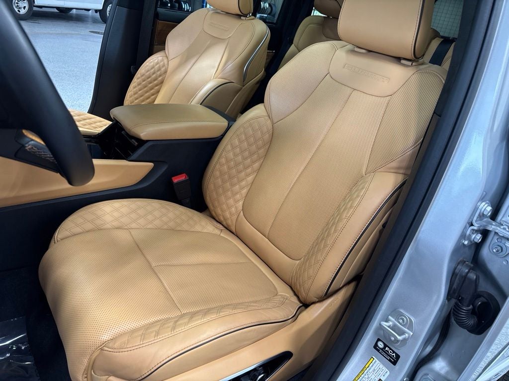 2025 Jeep Grand Cherokee Summit Reserve 4x4