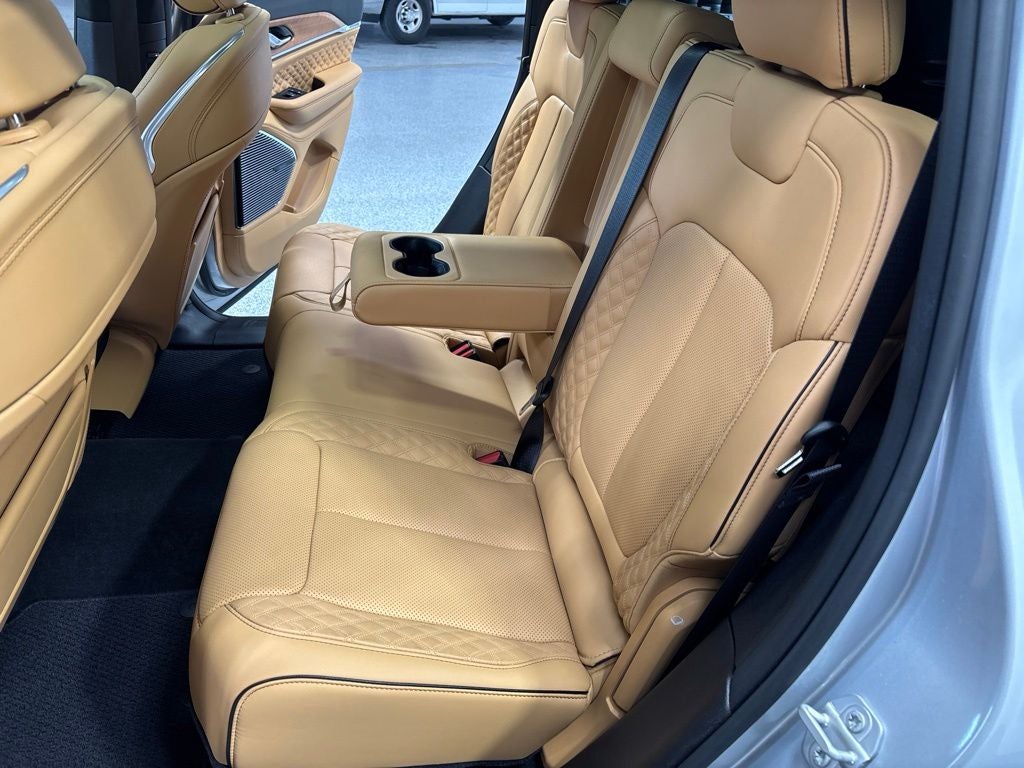 2025 Jeep Grand Cherokee Summit Reserve 4x4