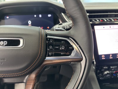 2025 Jeep Grand Cherokee GRAND CHEROKEE SUMMIT 4X4