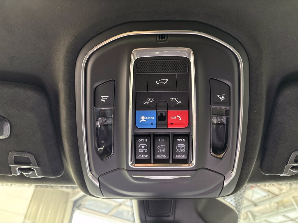 2027 Jeep Grand Cherokee GRAND CHEROKEE SUMMIT 4X4