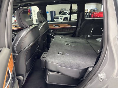 2027 Jeep Grand Cherokee GRAND CHEROKEE SUMMIT 4X4