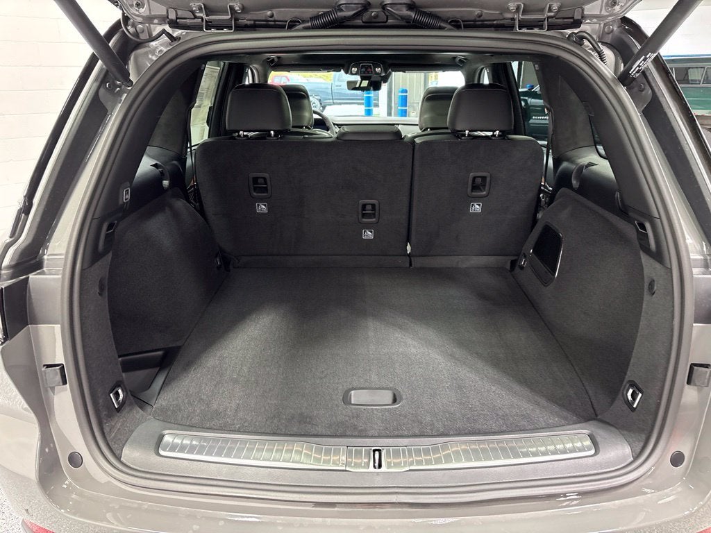 2027 Jeep Grand Cherokee GRAND CHEROKEE SUMMIT 4X4