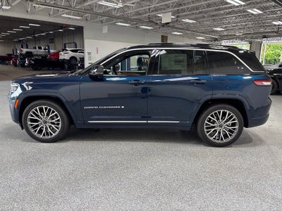 2027 Jeep Grand Cherokee Summit