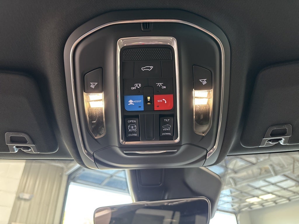 2025 Jeep Grand Cherokee L GRAND CHEROKEE L ALTITUDE X 4X4