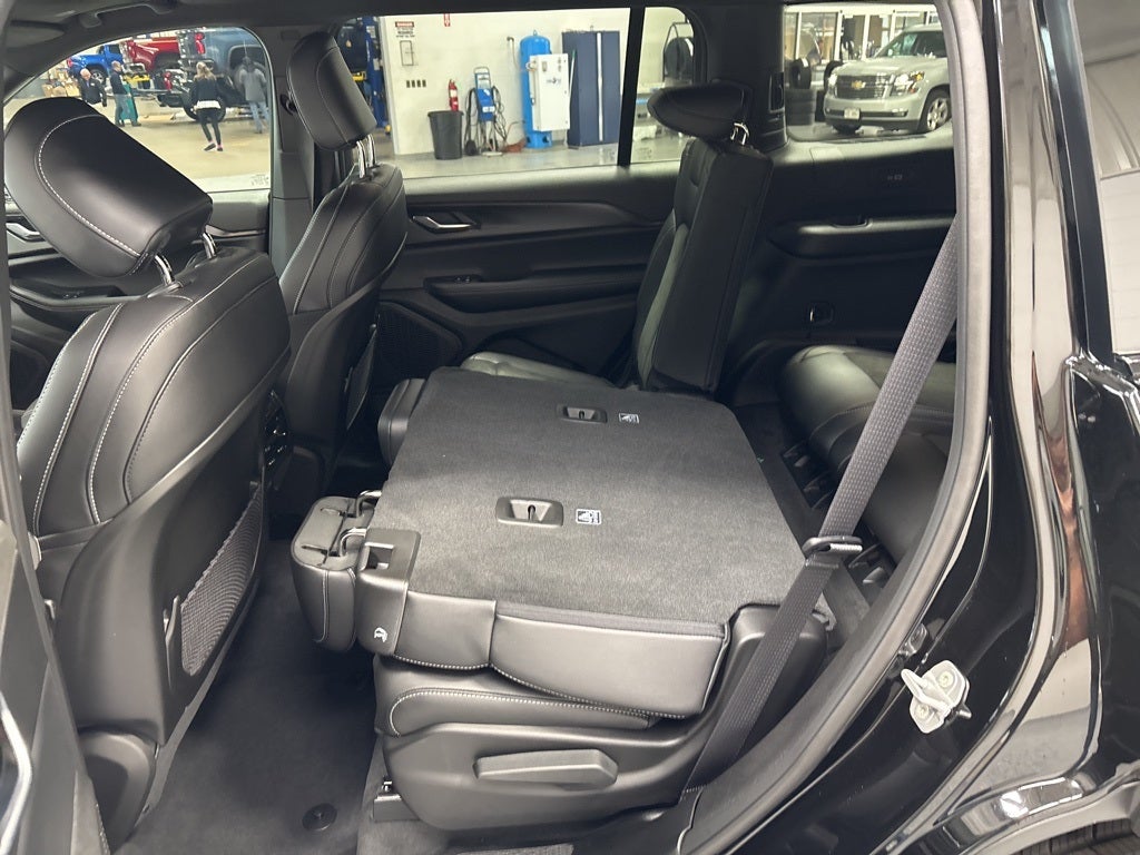 2025 Jeep Grand Cherokee L GRAND CHEROKEE L ALTITUDE X 4X4