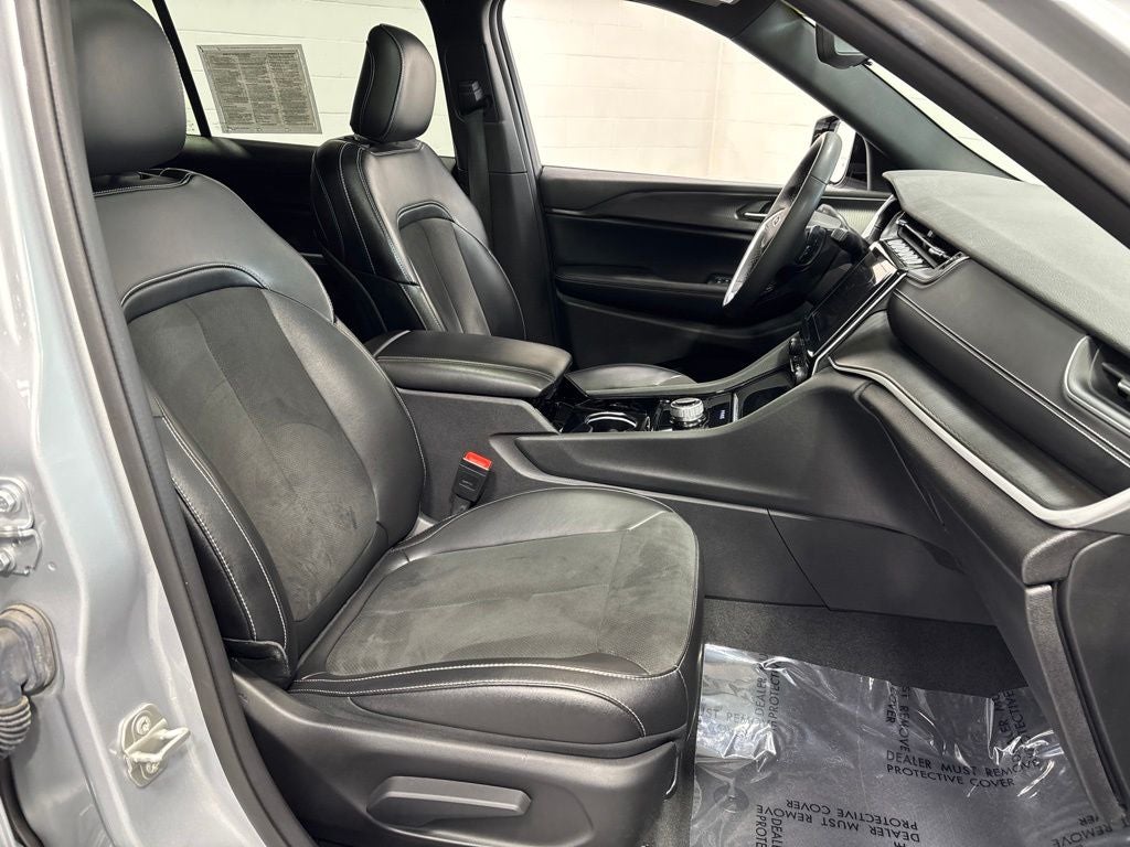 2023 Jeep Grand Cherokee L Altitude 4x4