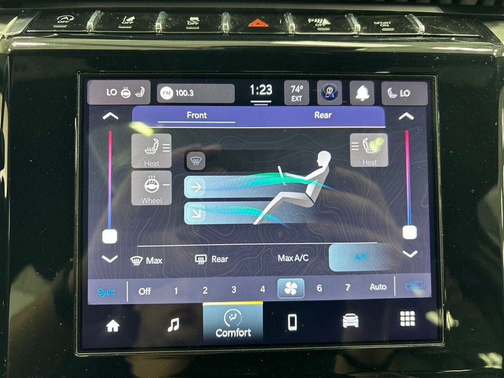 2023 Jeep Grand Cherokee L Altitude 4x4