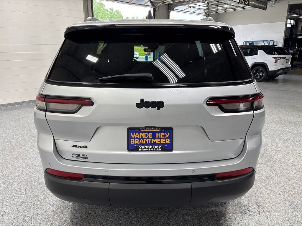 2023 Jeep Grand Cherokee L Altitude 4x4