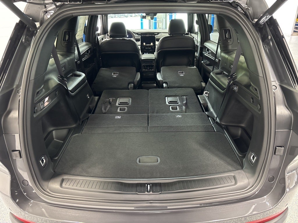 2025 Jeep Grand Cherokee L GRAND CHEROKEE L LIMITED 4X4