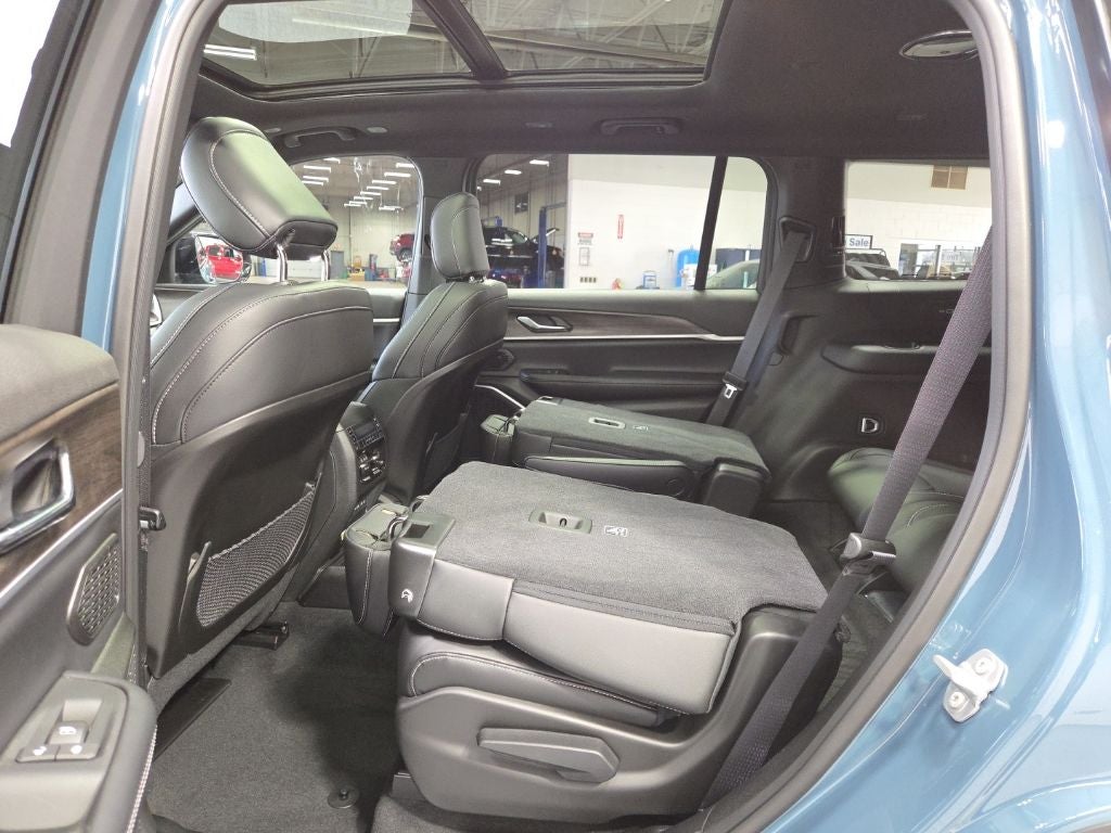 2026 Jeep Grand Cherokee L GRAND CHEROKEE L LIMITED 4X4