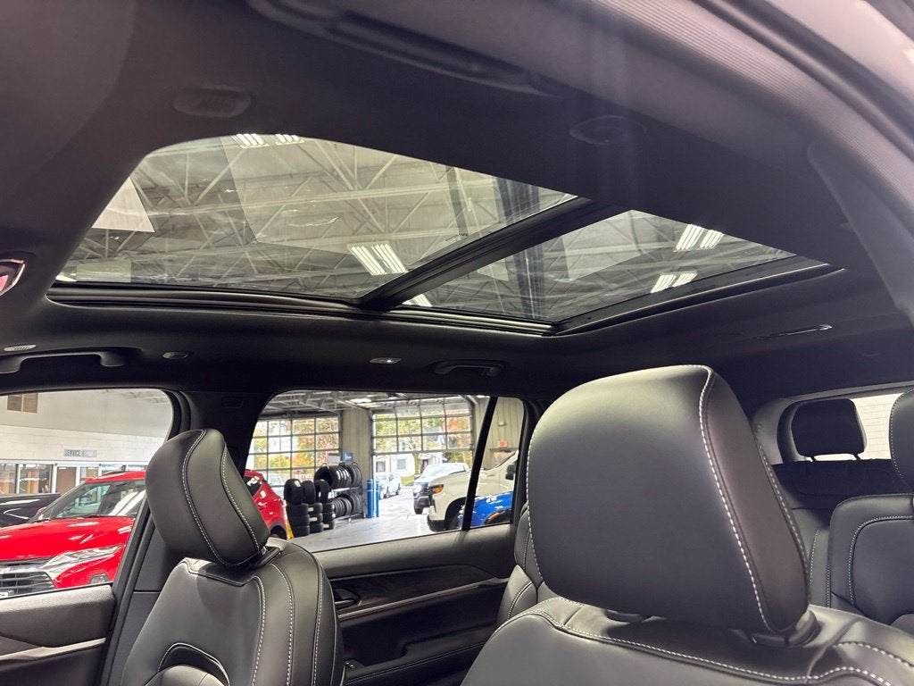 2027 Jeep Grand Cherokee L GRAND CHEROKEE L LIMITED 4X4