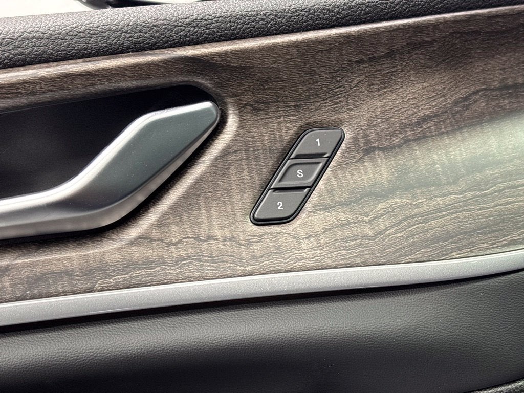2027 Jeep Grand Cherokee L GRAND CHEROKEE L LIMITED 4X4