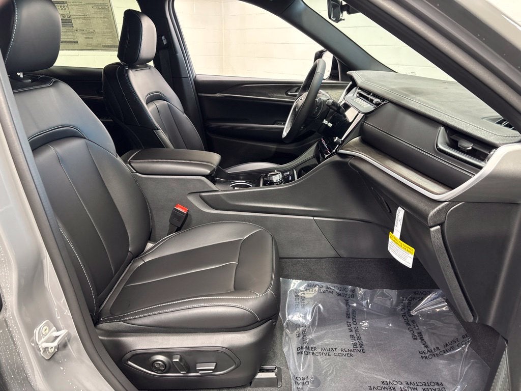 2027 Jeep Grand Cherokee L GRAND CHEROKEE L LIMITED 4X4