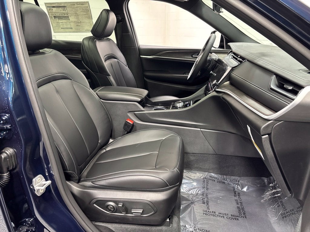 2027 Jeep Grand Cherokee L GRAND CHEROKEE L LIMITED 4X4