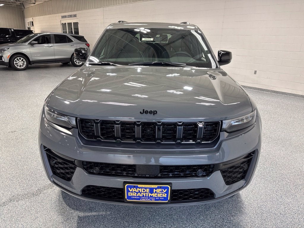 2027 Jeep Grand Cherokee L GRAND CHEROKEE L LIMITED RESERVE 4X4