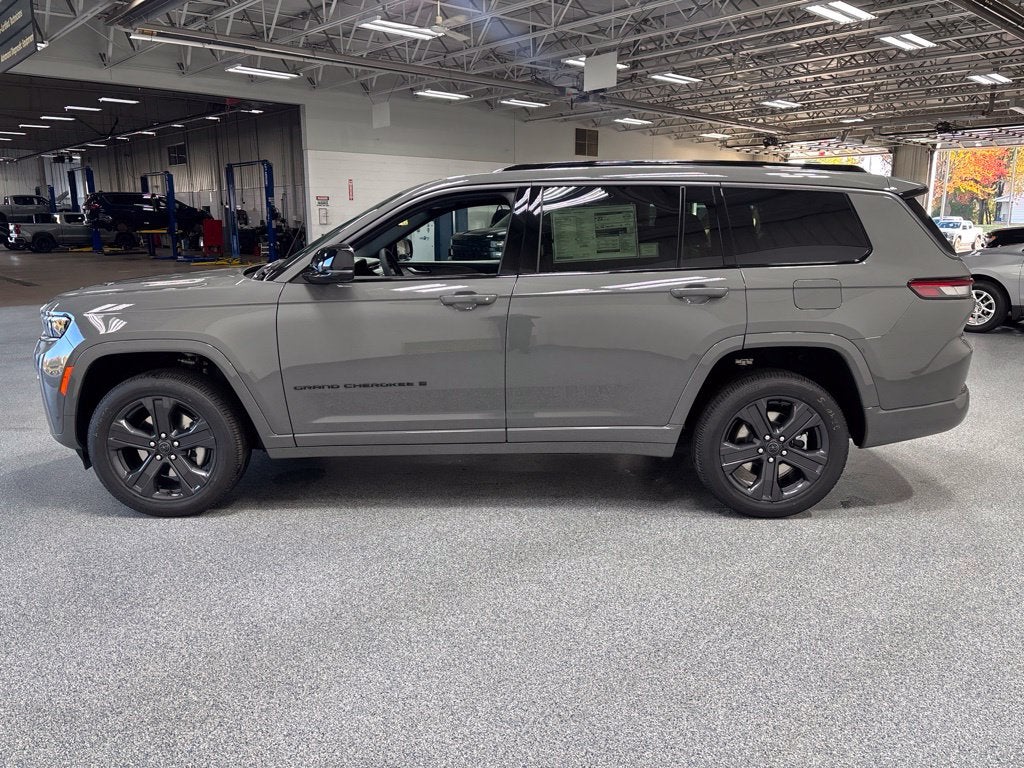 2027 Jeep Grand Cherokee L GRAND CHEROKEE L LIMITED RESERVE 4X4