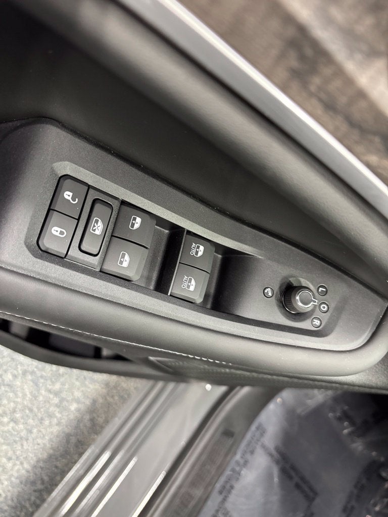 2027 Jeep Grand Cherokee L GRAND CHEROKEE L LIMITED RESERVE 4X4