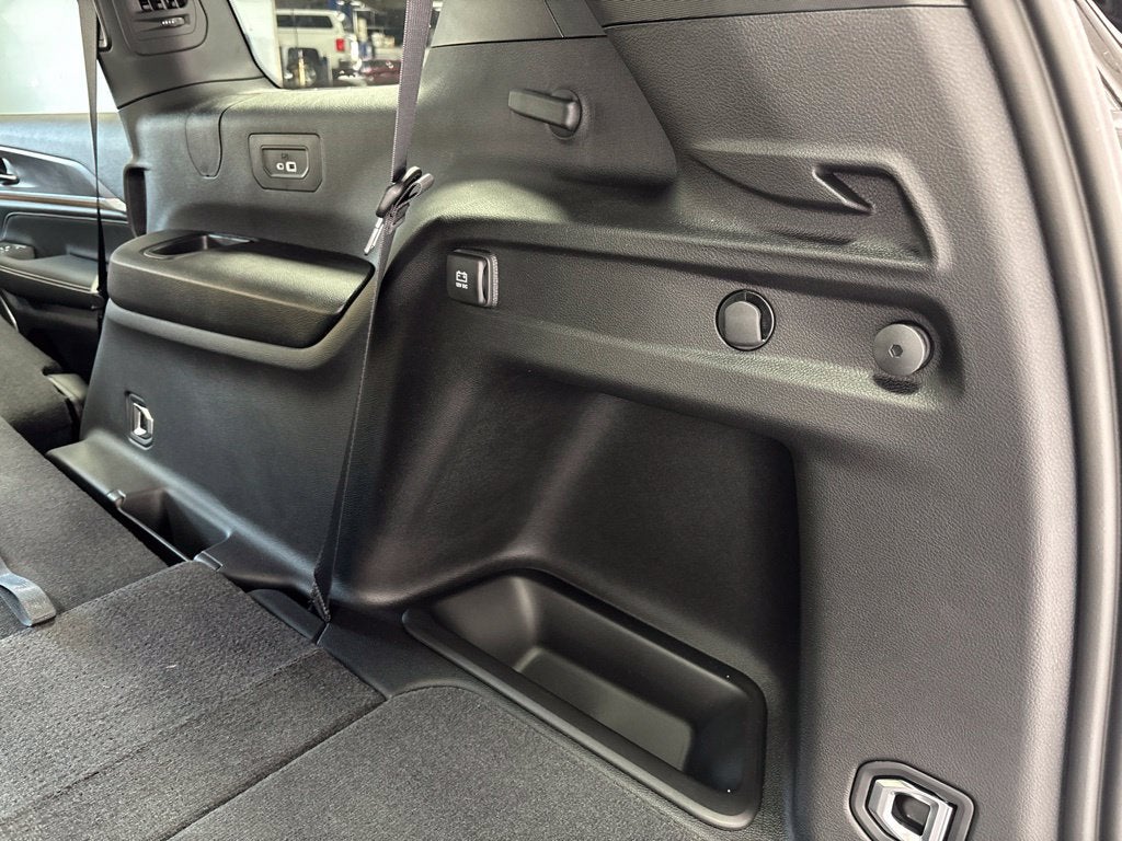 2027 Jeep Grand Cherokee L GRAND CHEROKEE L LIMITED RESERVE 4X4