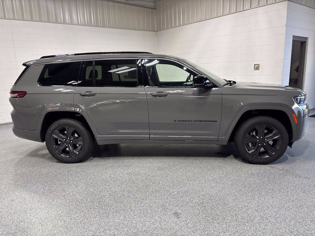 2027 Jeep Grand Cherokee L GRAND CHEROKEE L LIMITED RESERVE 4X4