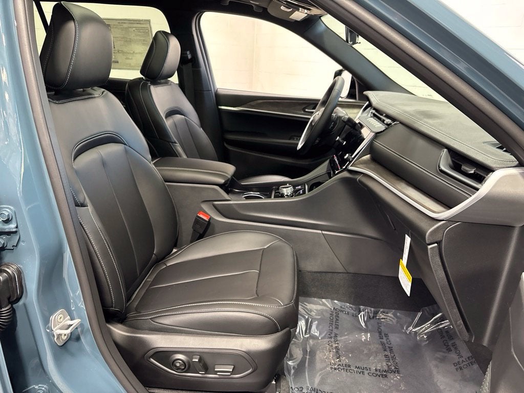 2027 Jeep Grand Cherokee L GRAND CHEROKEE L LIMITED 4X4