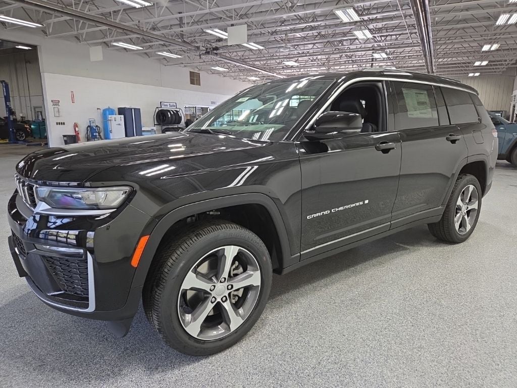 2026 Jeep Grand Cherokee L GRAND CHEROKEE L LIMITED 4X4