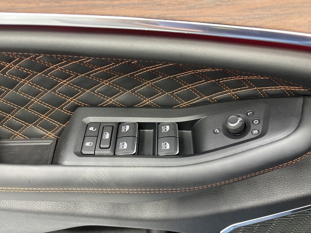 2025 Jeep Grand Cherokee L GRAND CHEROKEE L SUMMIT 4X4