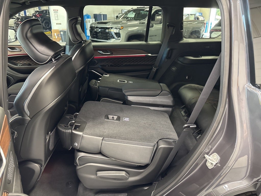 2025 Jeep Grand Cherokee L GRAND CHEROKEE L SUMMIT 4X4